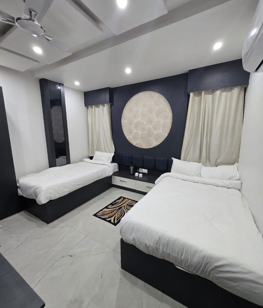 Twins Room 